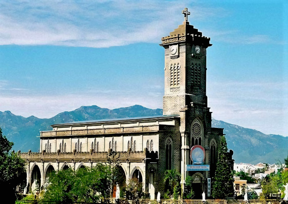 Stone Church stands as a testament to the enduring legacy of French colonial influence and the growth of Catholicism in Vietnam